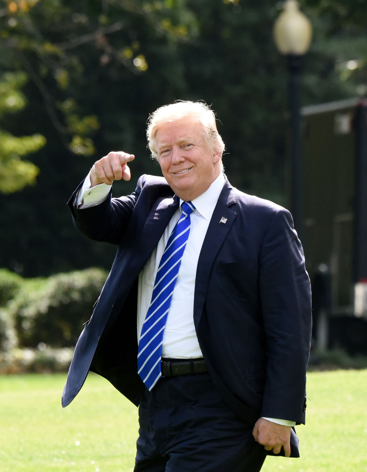 Trump leaving WH